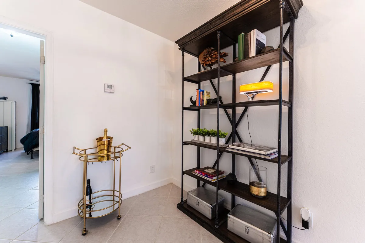 Residence photo 43