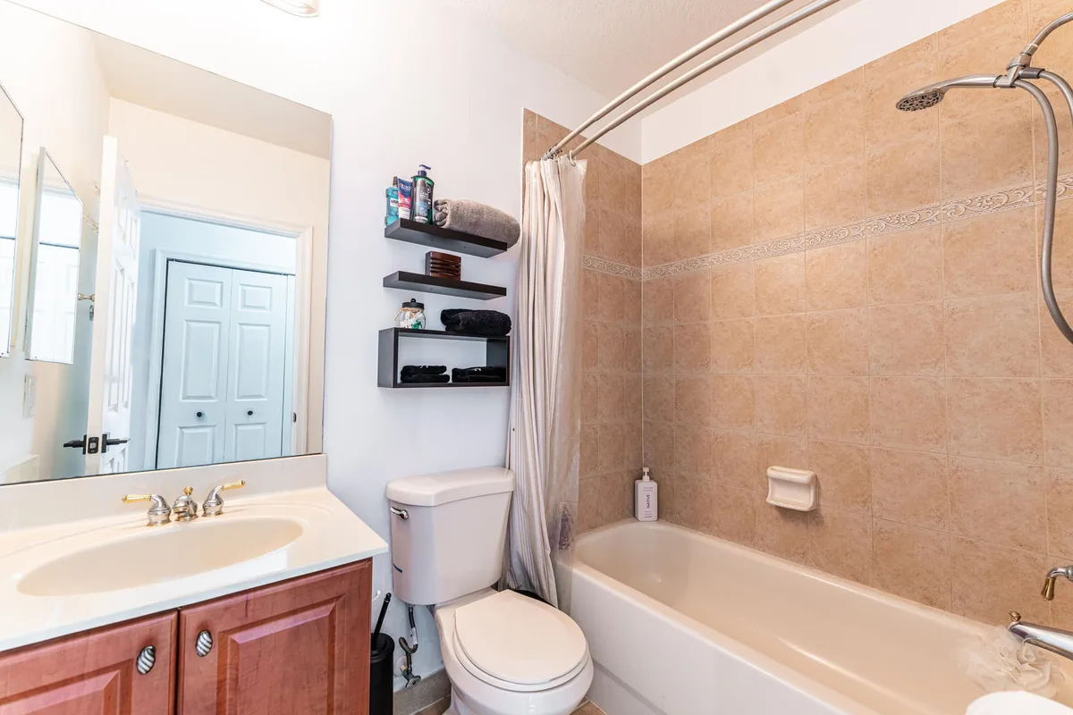 Residence photo 49