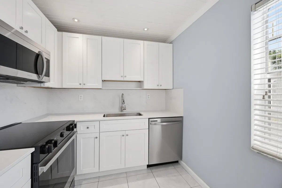 Residence photo 4