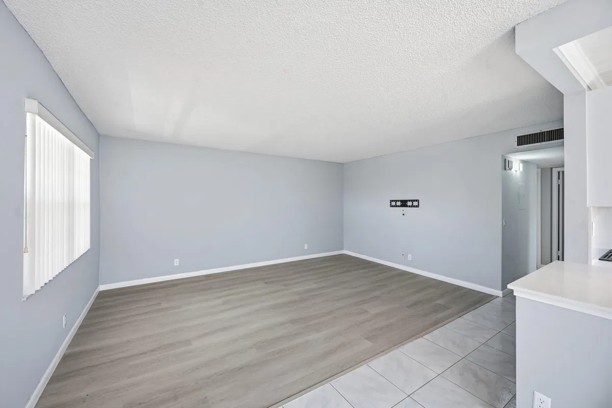 Residence photo 7