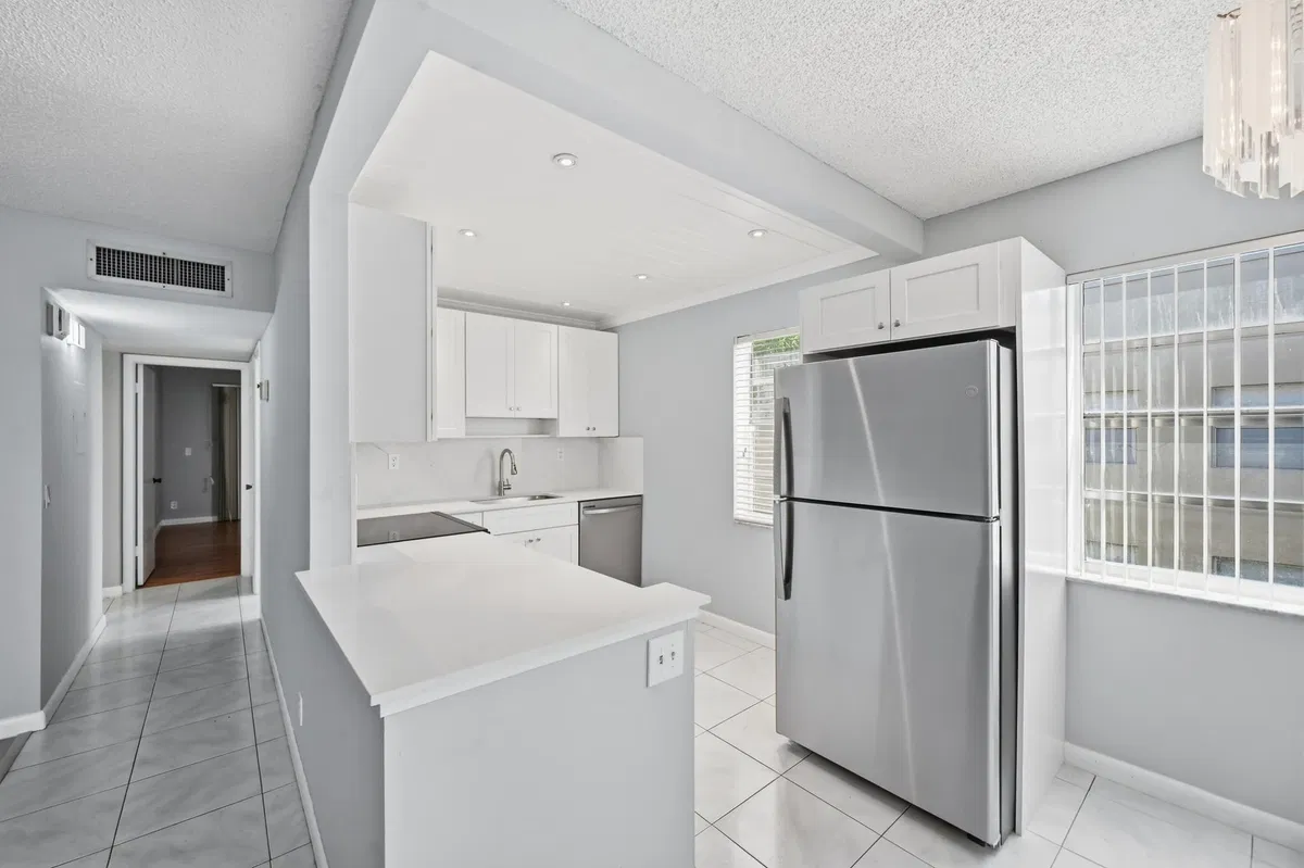 Residence photo 10
