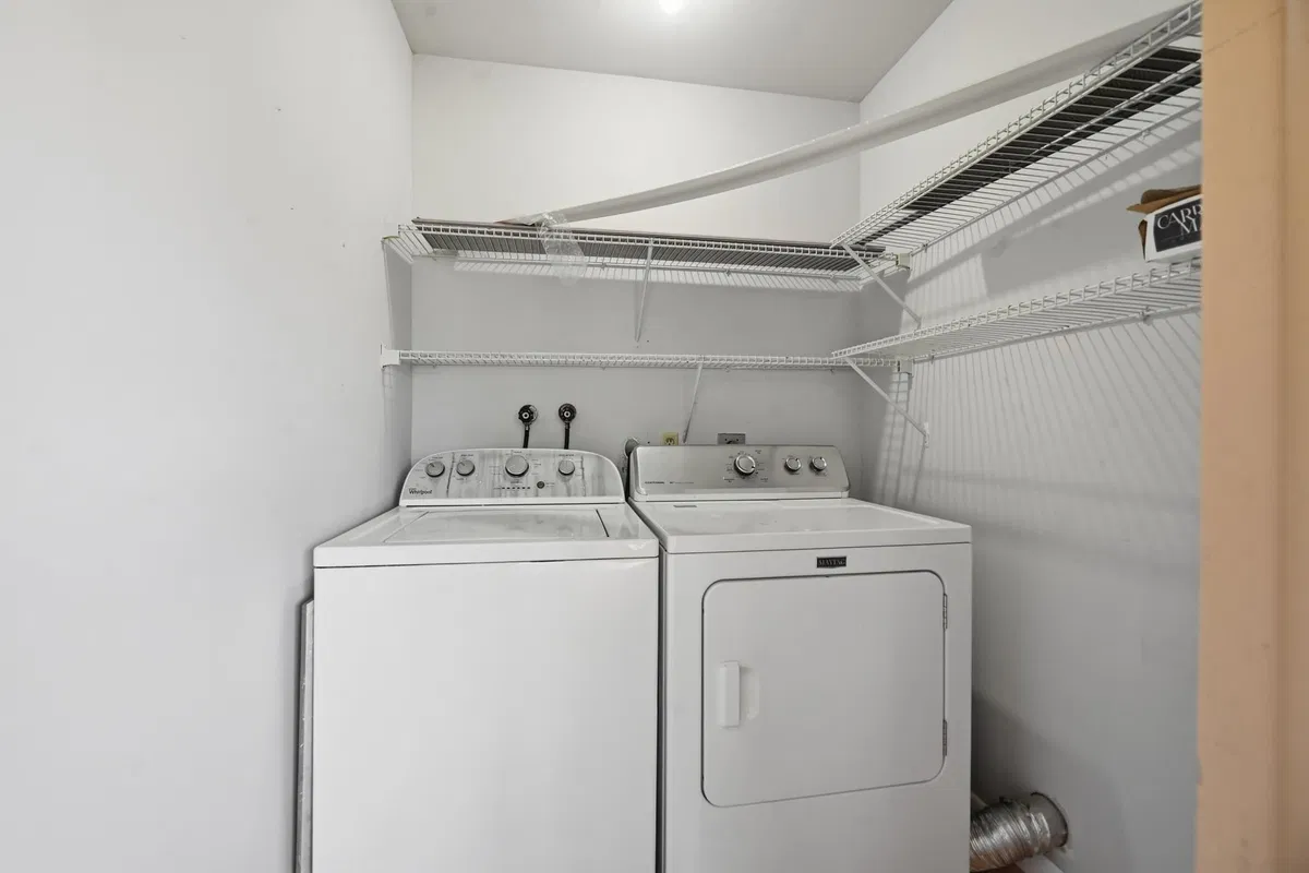 Residence photo 22
