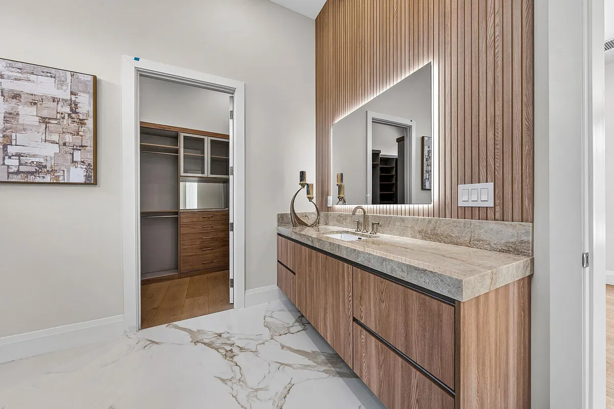 St. Andrews Country Club Residence photo 52