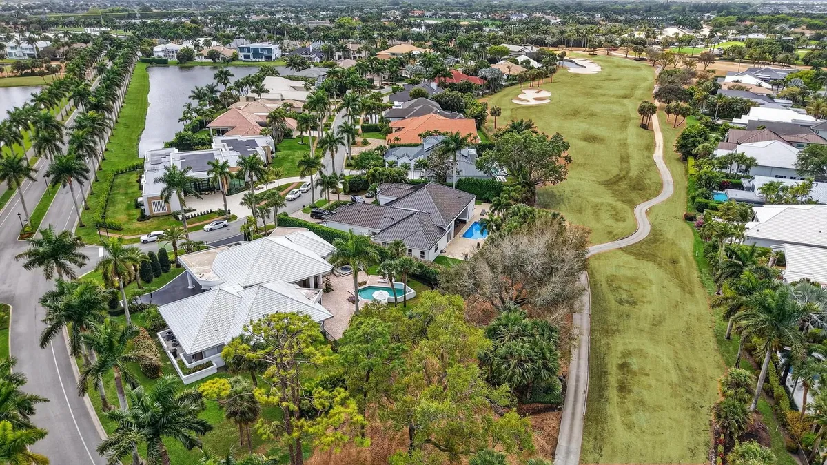 St. Andrews Country Club Residence photo 13