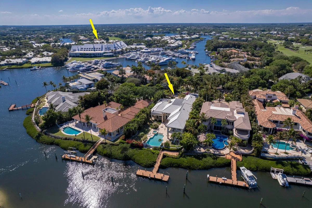 Admirals Cove Residence photo 7