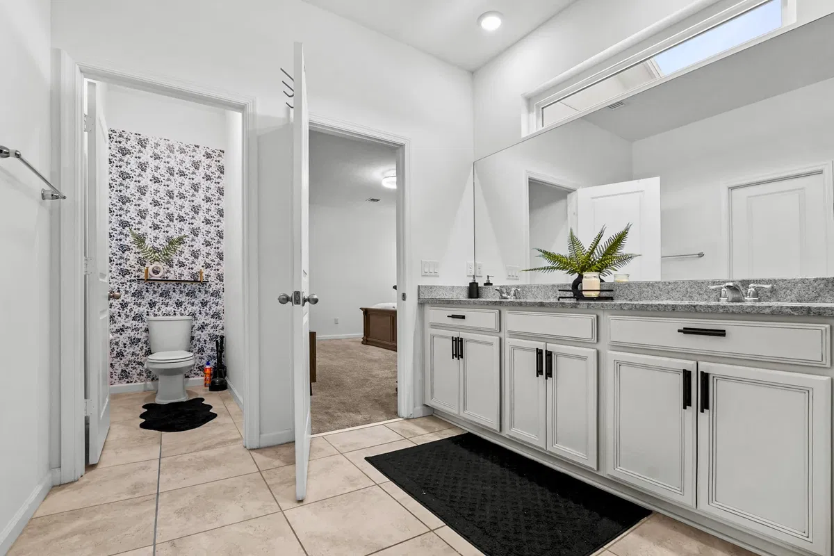Residence photo 10