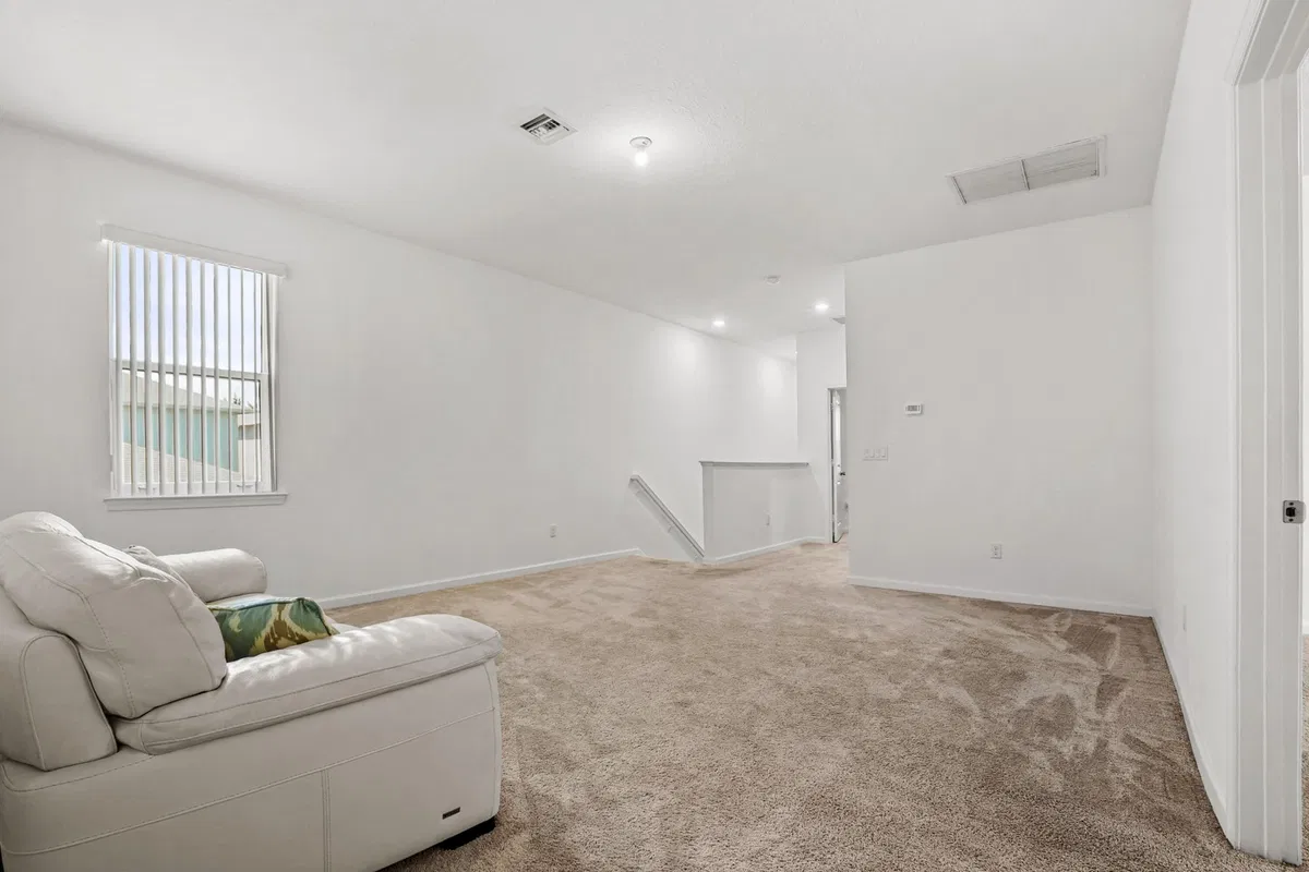 Residence photo 22