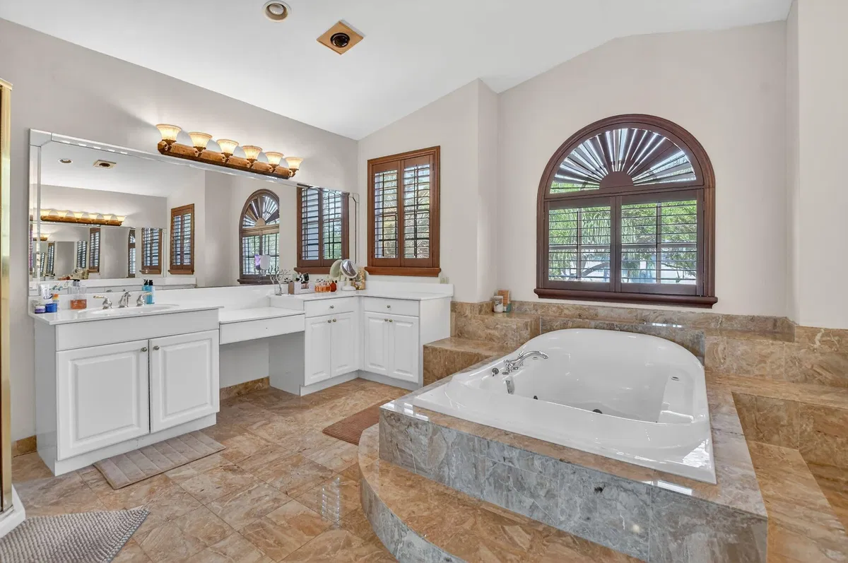 Saturnia Boca Raton Residence photo 31