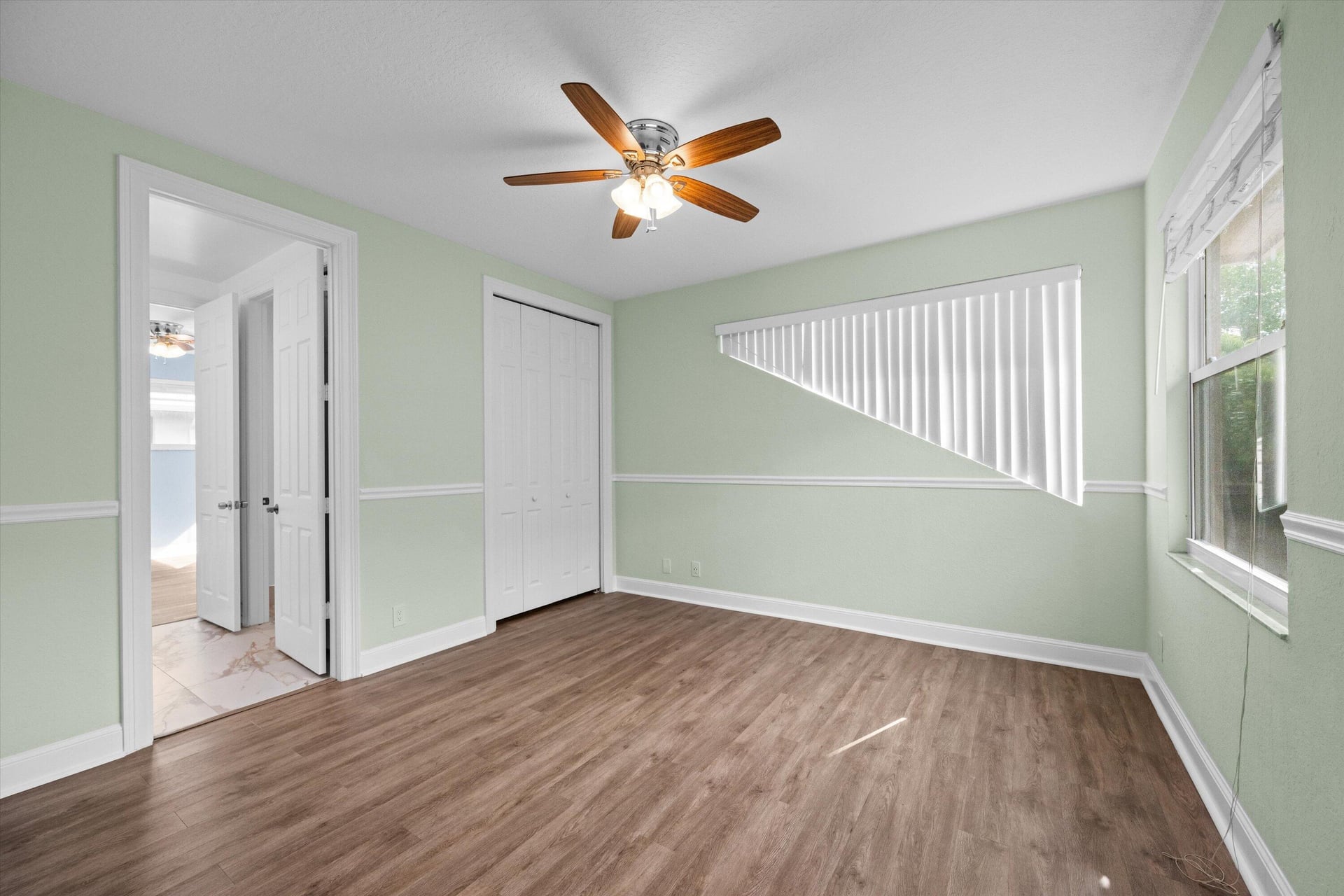  Residence photo 34