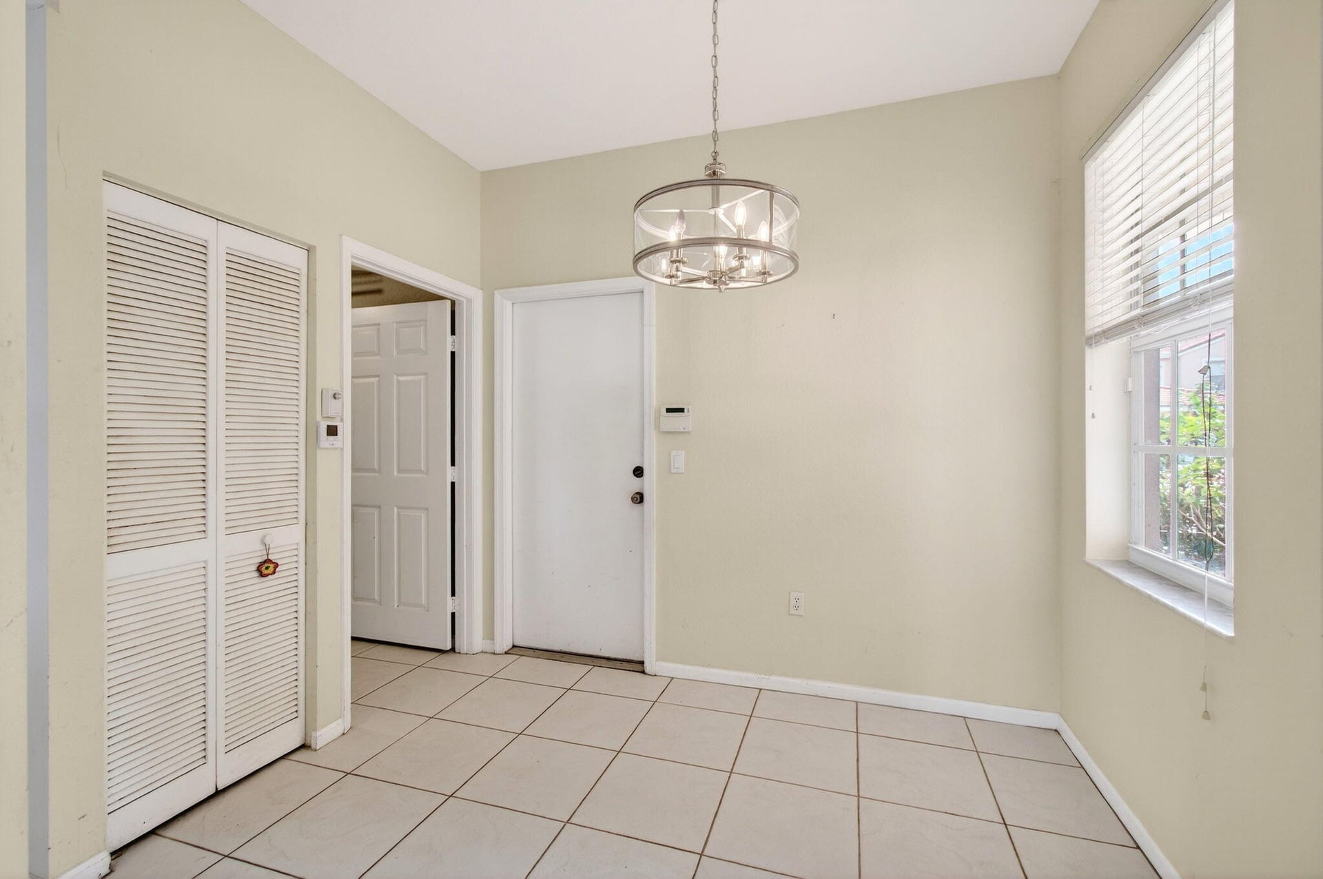 Unit 102 photo 31