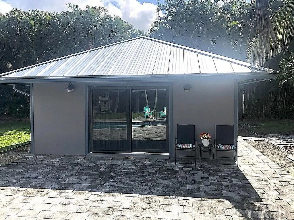 Residence photo 22