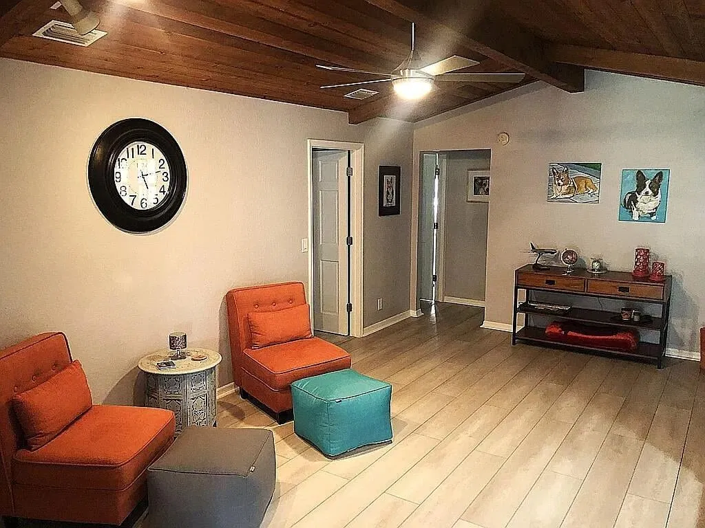 Residence photo 61