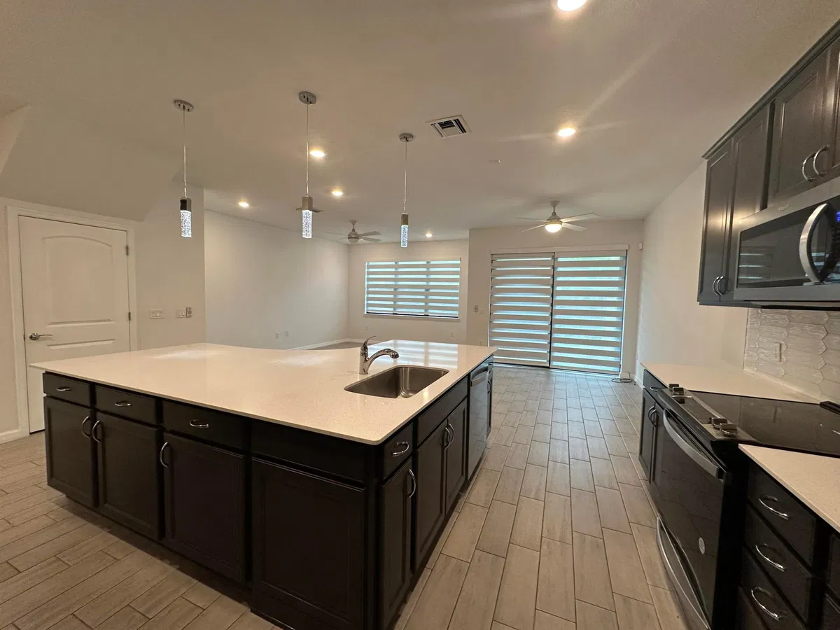 Residence photo 4