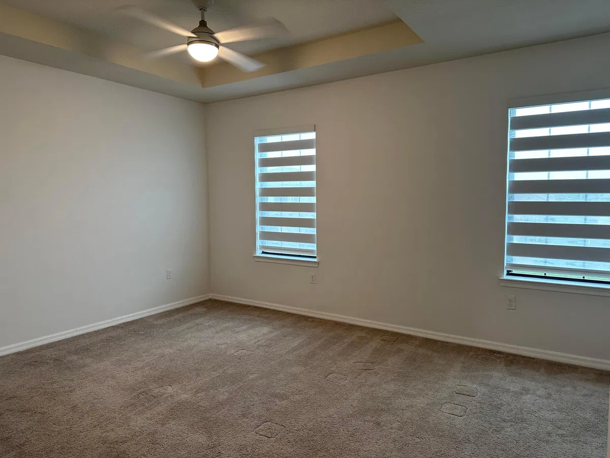 Residence photo 16