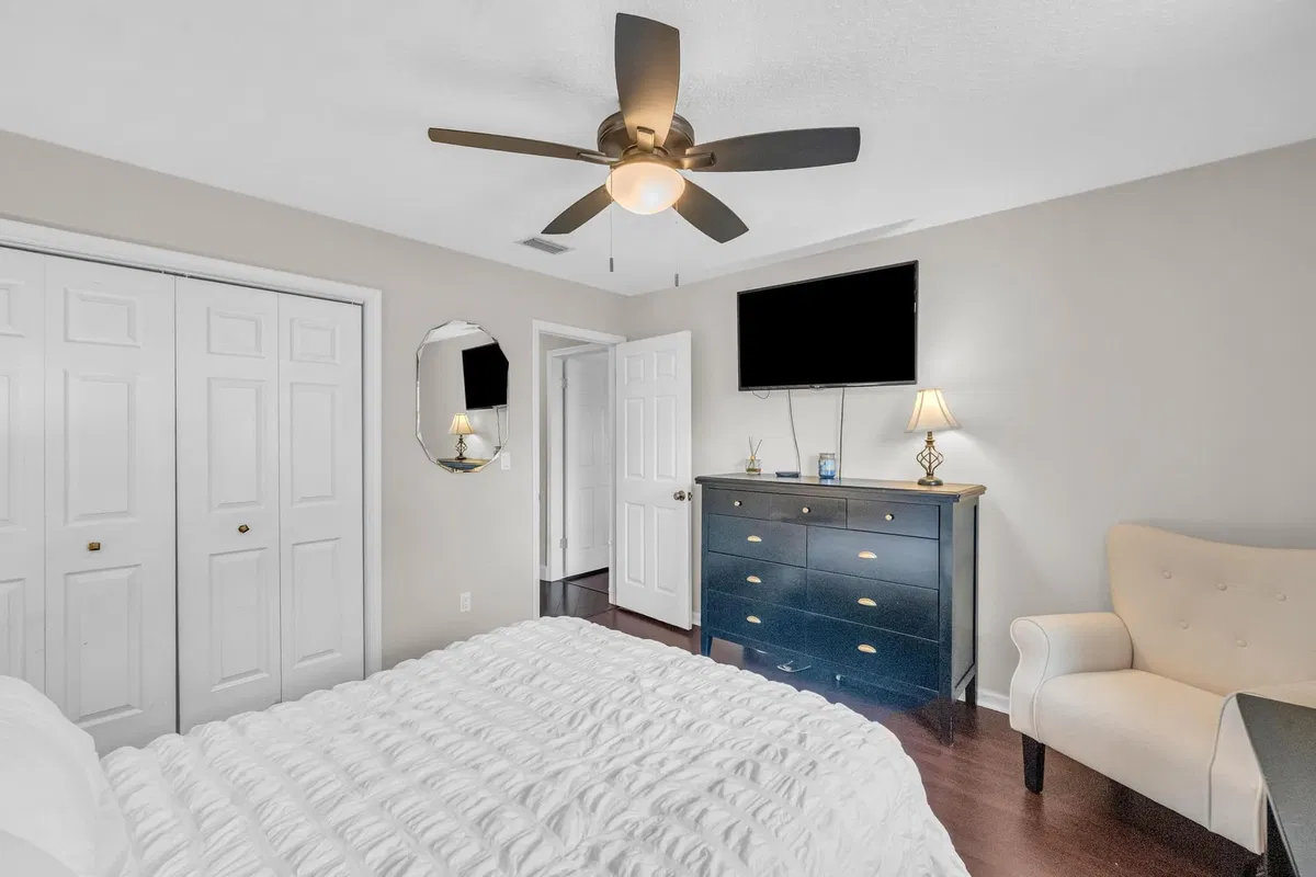 Residence photo 31