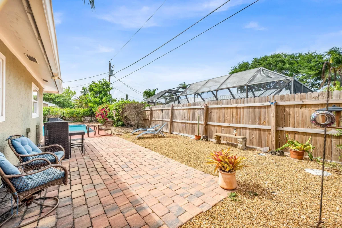 Residence photo 46