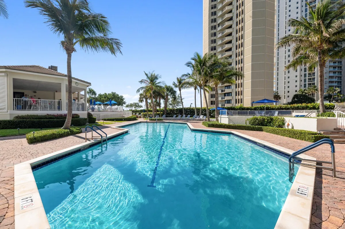 Tiara Singer Island Unit 18 G photo 25