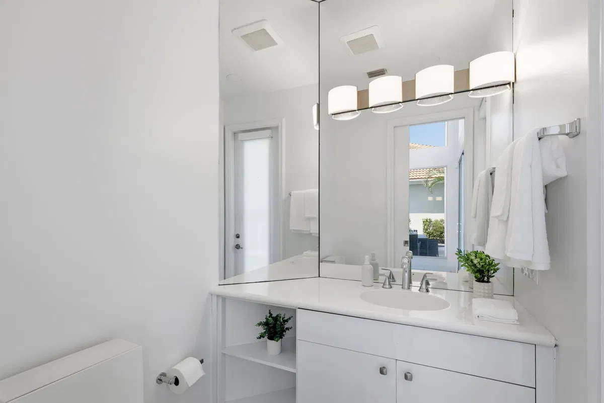 Woodfield Country Club Residence photo 25