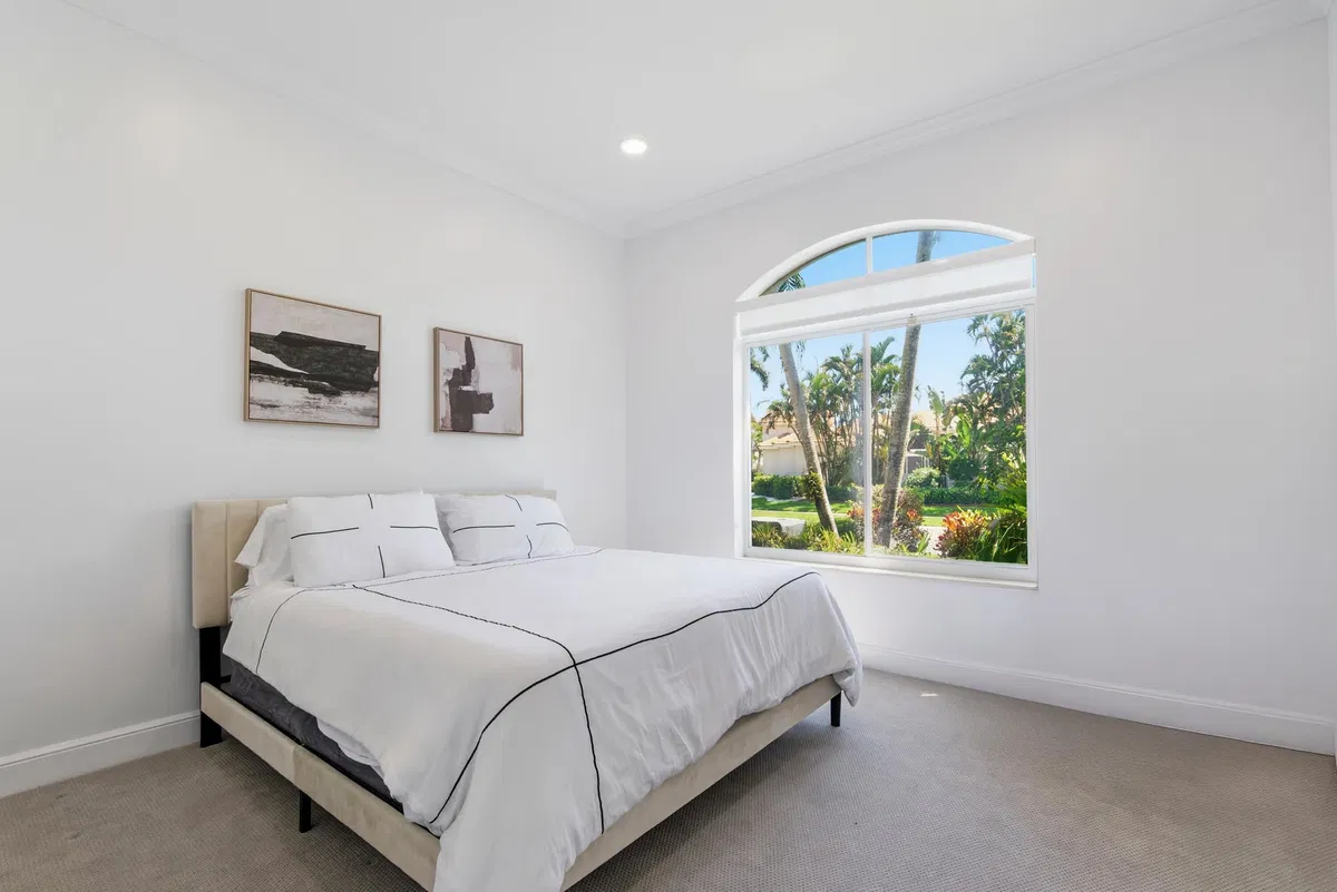 Woodfield Country Club Residence photo 28
