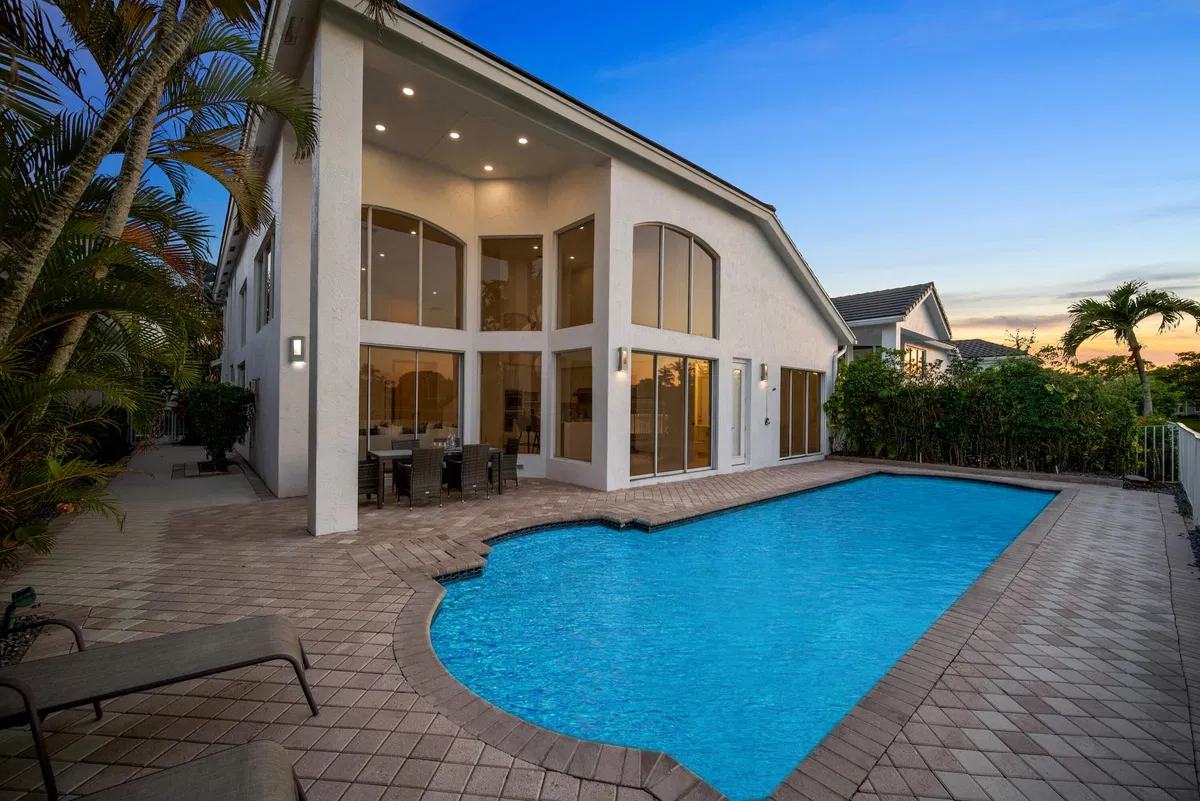 Woodfield Country Club Residence photo 55