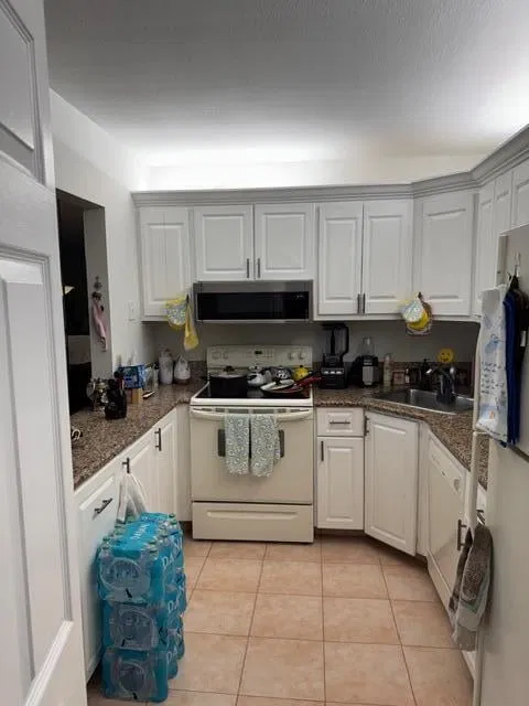 Unit B-1 photo 4