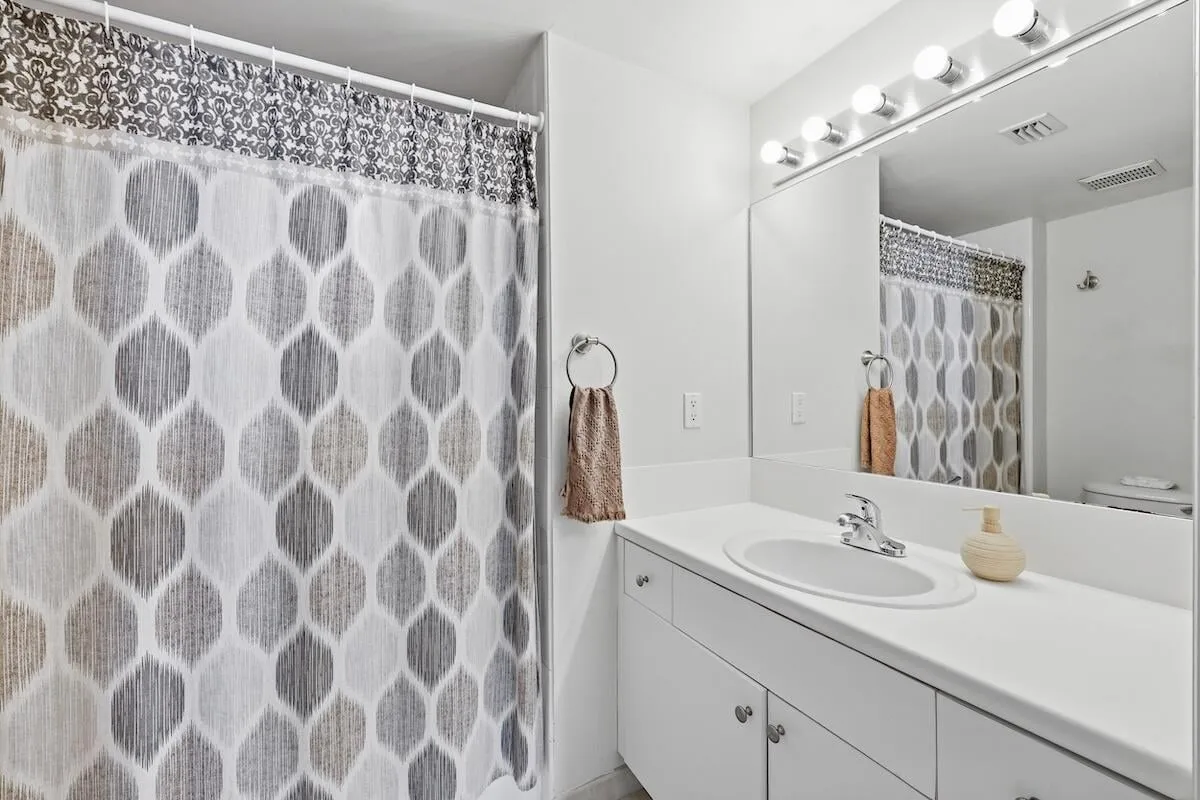 The Montecito Unit 1106 photo 16