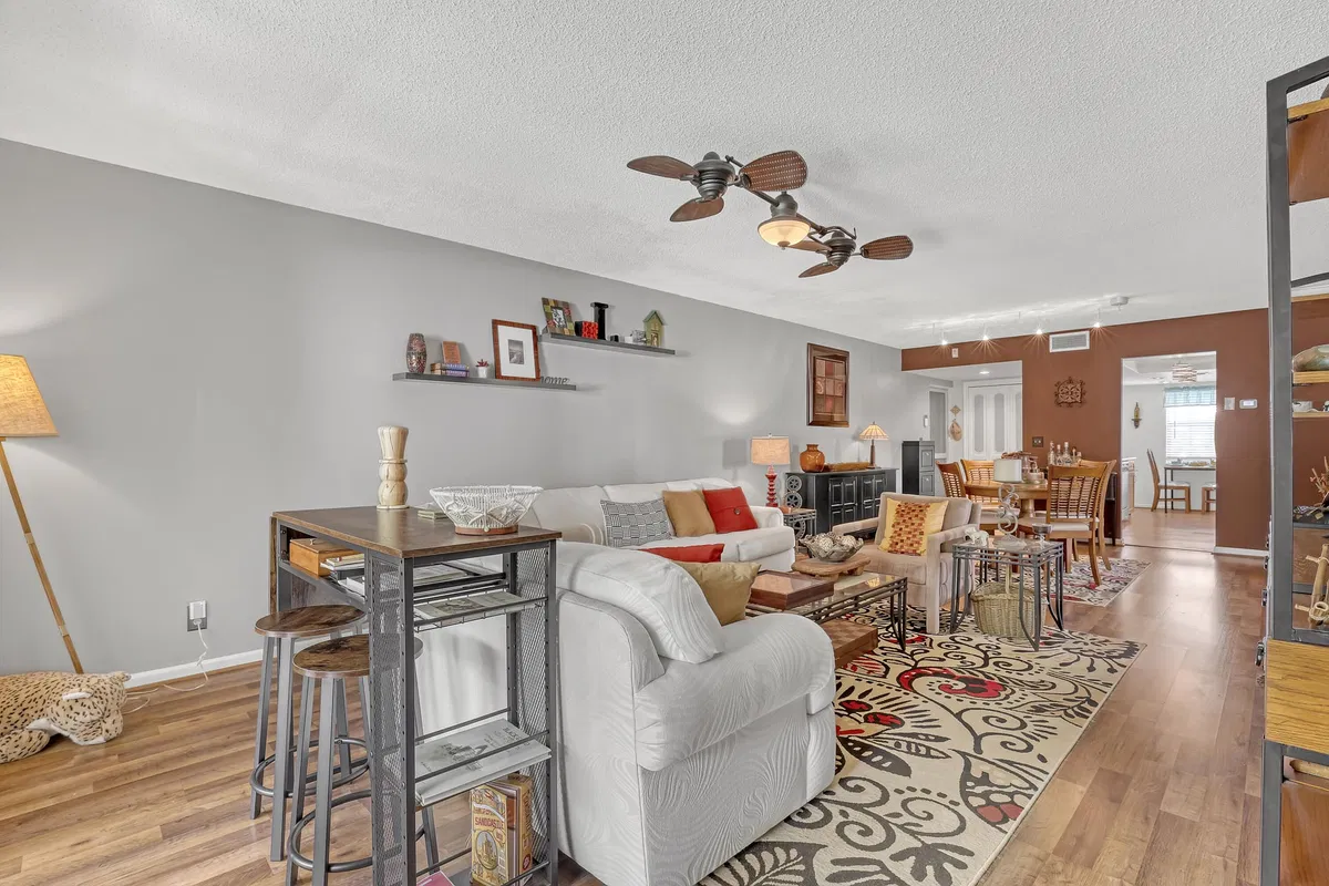 Singer Island Unit 207 photo 7