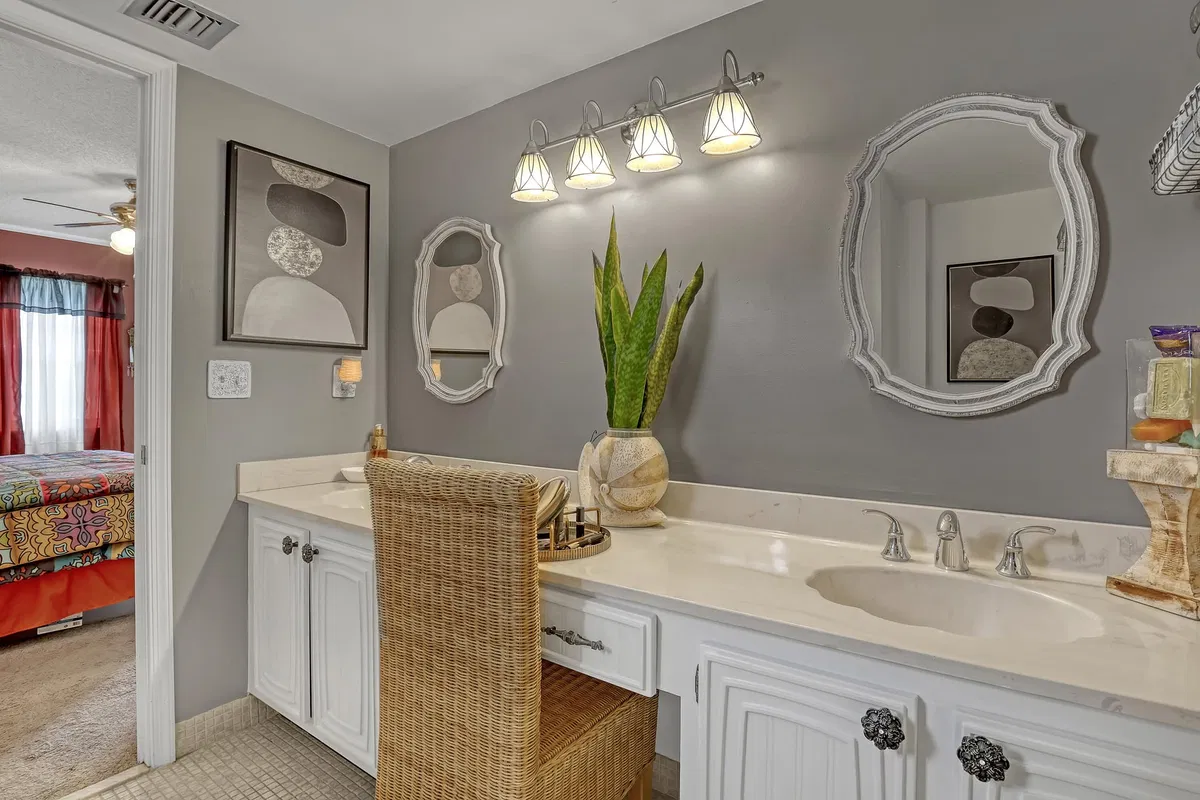 Singer Island Unit 207 photo 13