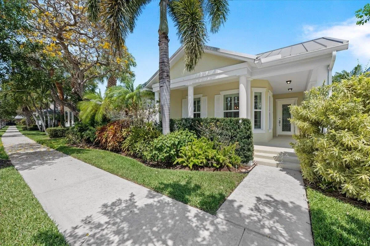 Mallory Creek Abacoa Residence