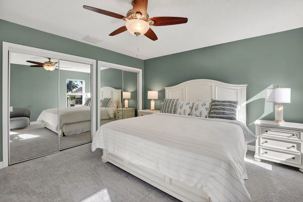 Residence photo 19