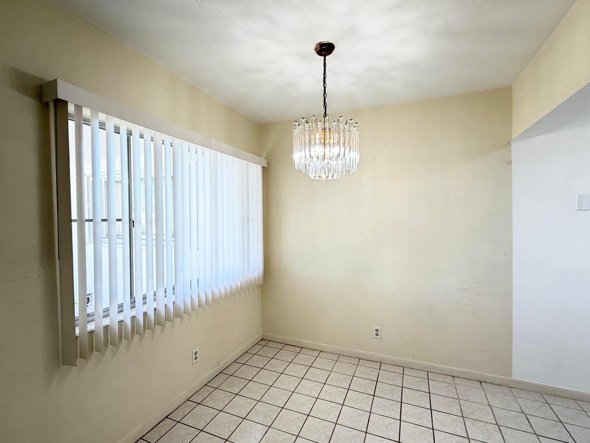 Unit 205 photo 7