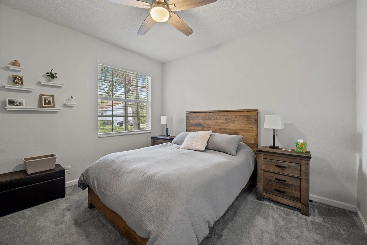Residence photo 22