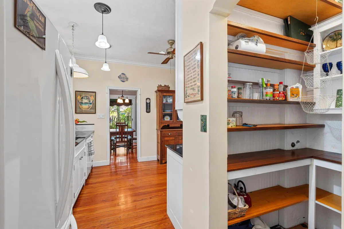 Residence photo 10