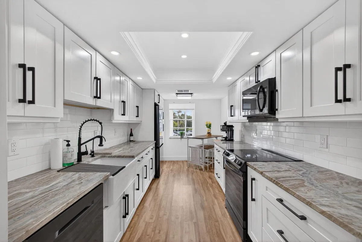 Singer Island Unit 243 photo 4