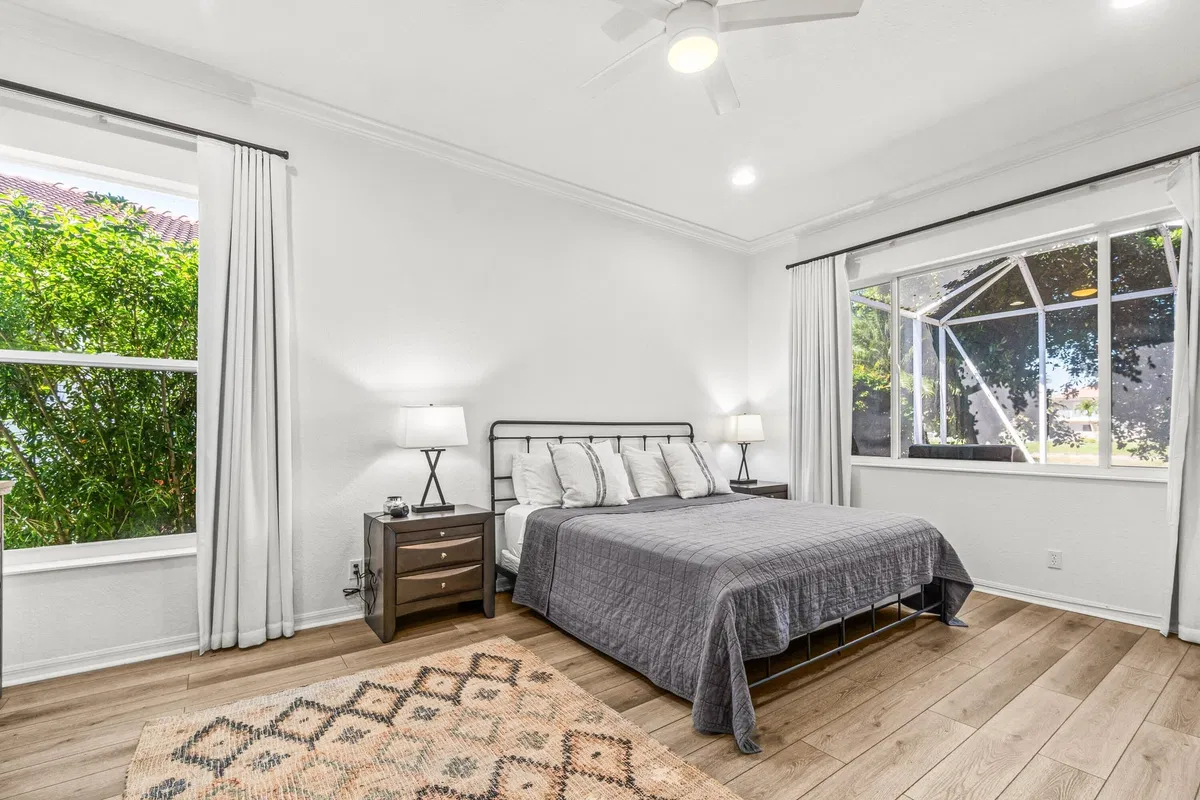 Residence photo 43