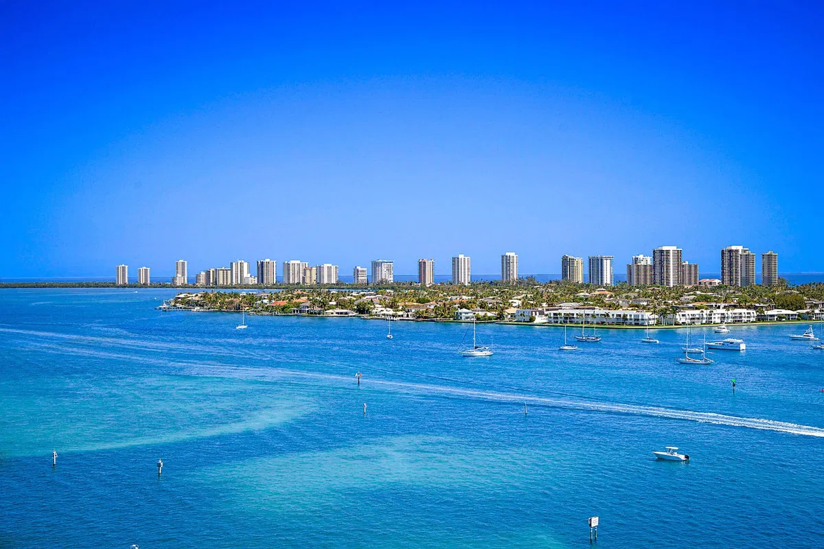 Marina Grande on the Ocean Unit 1416