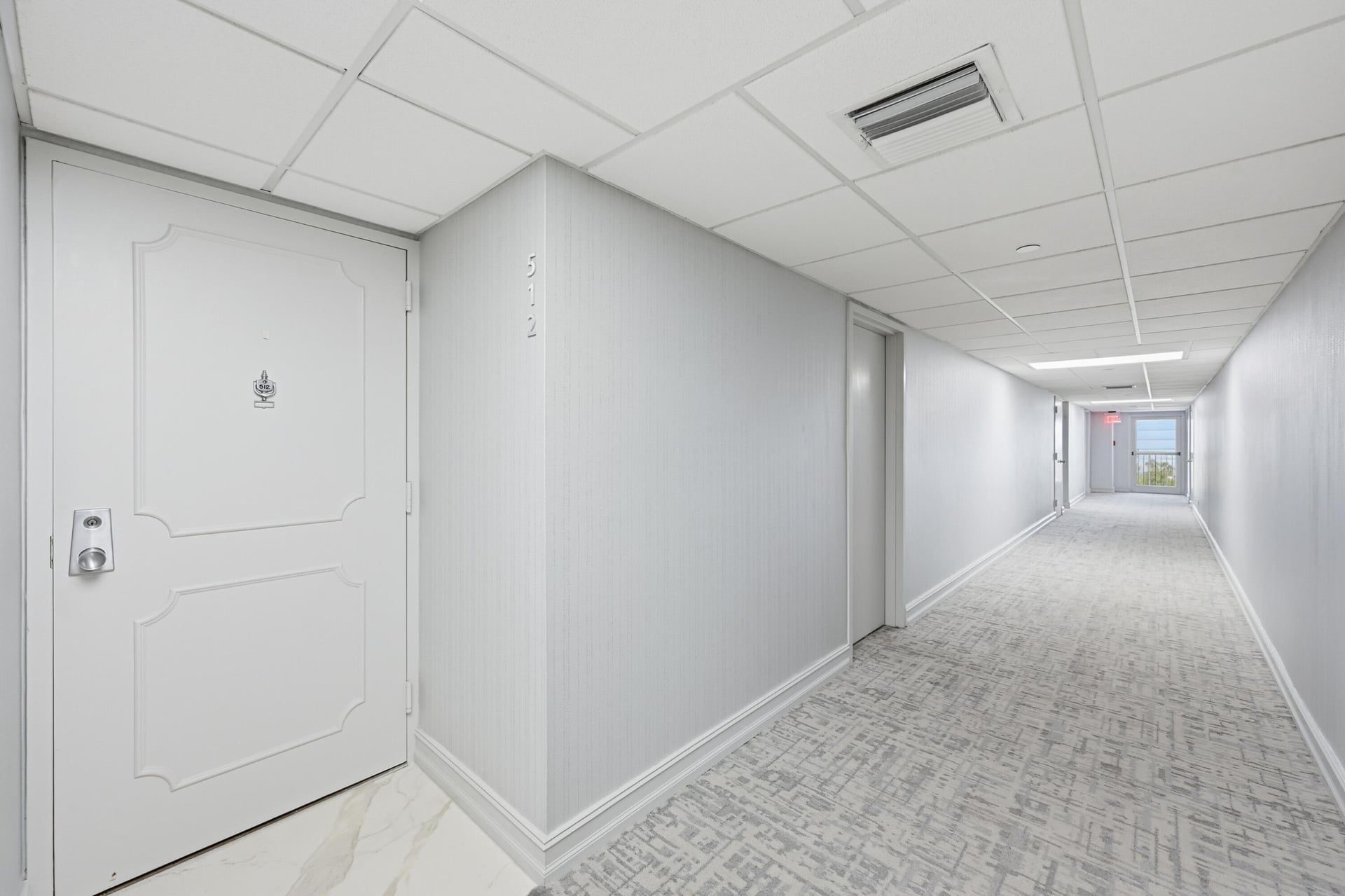 Unit 512 photo 22