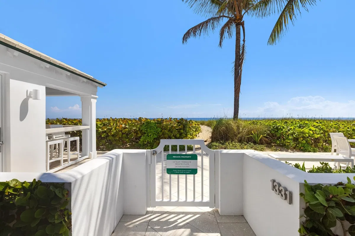 North End Palm Beach Residence photo 67