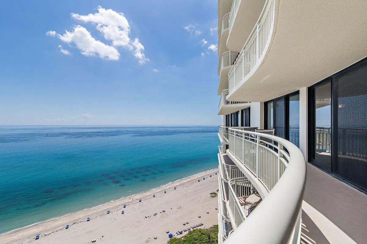 Tiara Singer Island Unit 32e photo 34