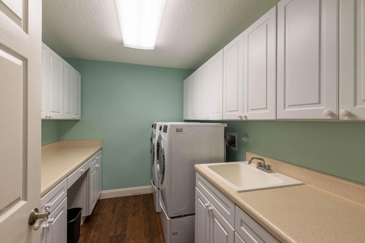 Residence photo 13