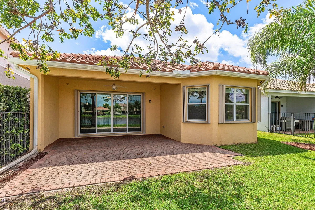  Residence photo 25