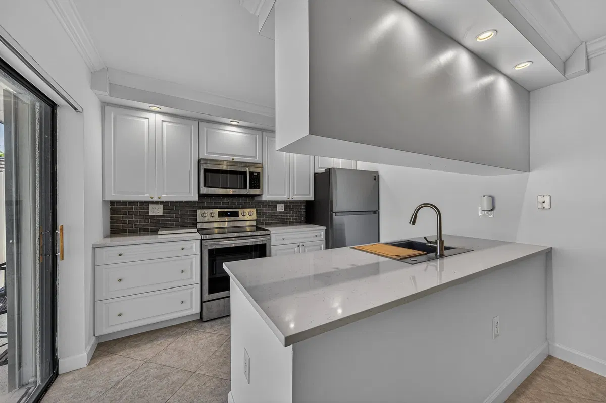 Residence photo 37