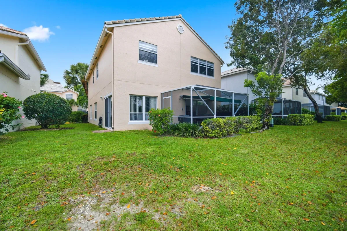  Residence photo 43