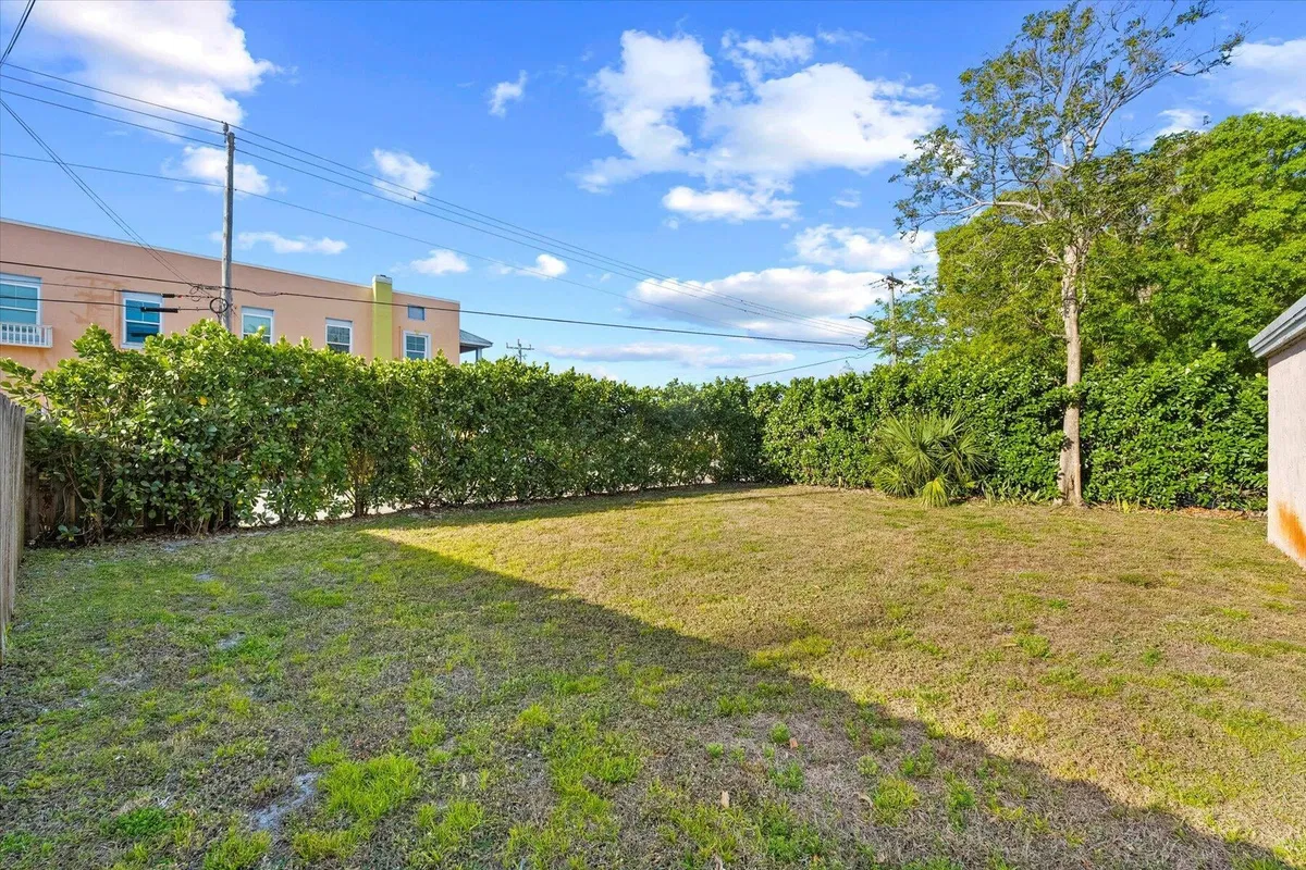 Residence photo 13