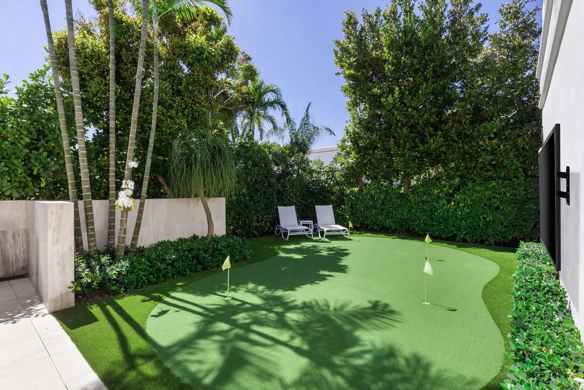 SoSo West Palm Beach Residence photo 31