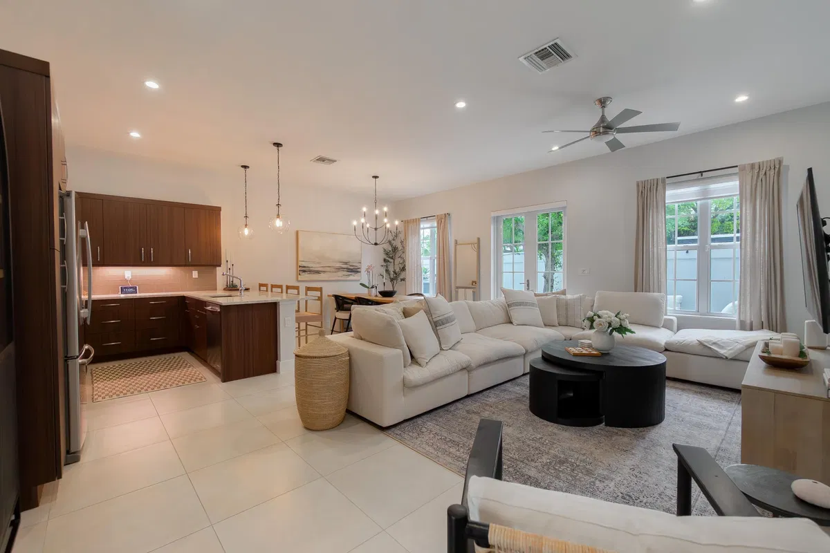 Palm Trail Delray Beach Residence photo 4