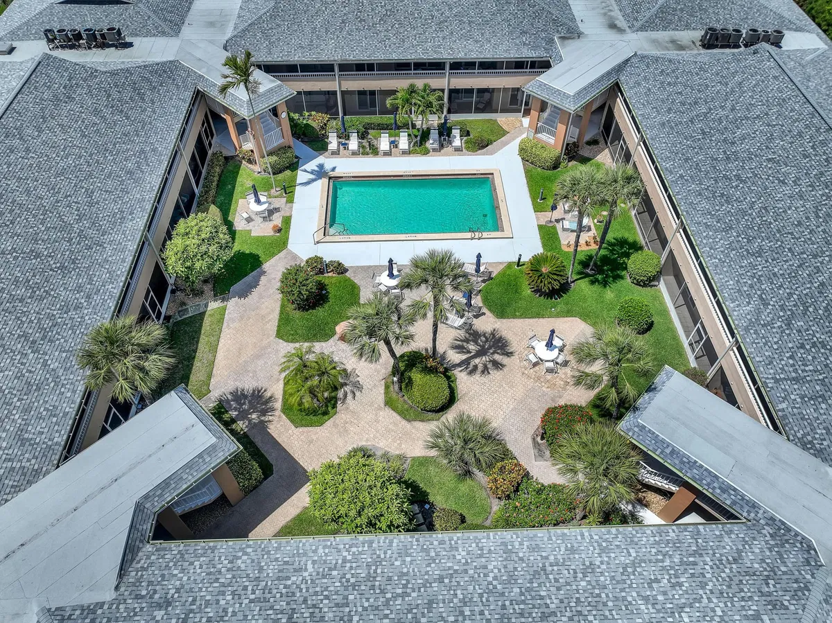 Singer Island Unit 104 photo 43