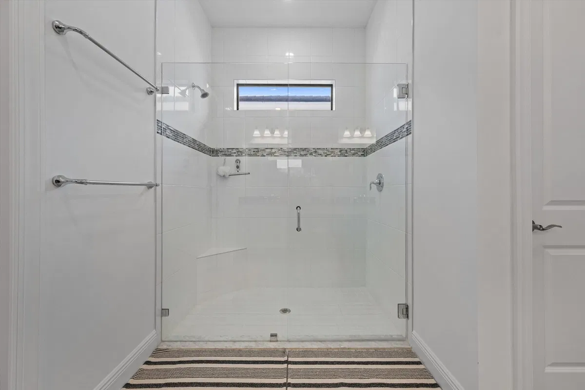 Residence photo 19