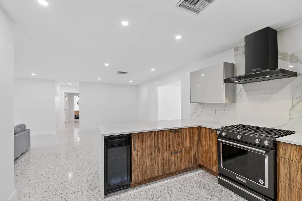 Village of North Palm Beach Residence photo 22