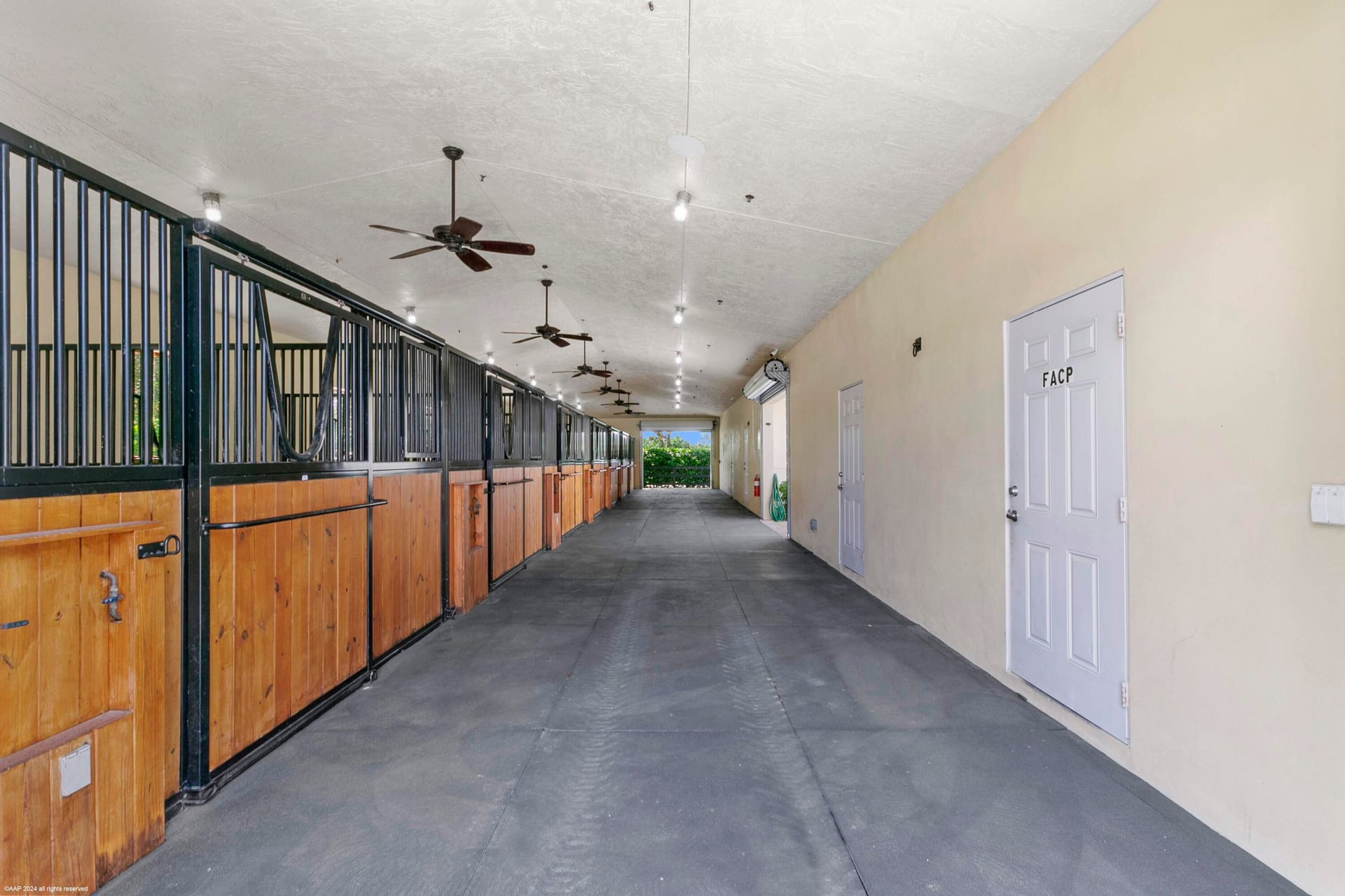 Paddock Park Residence photo 55